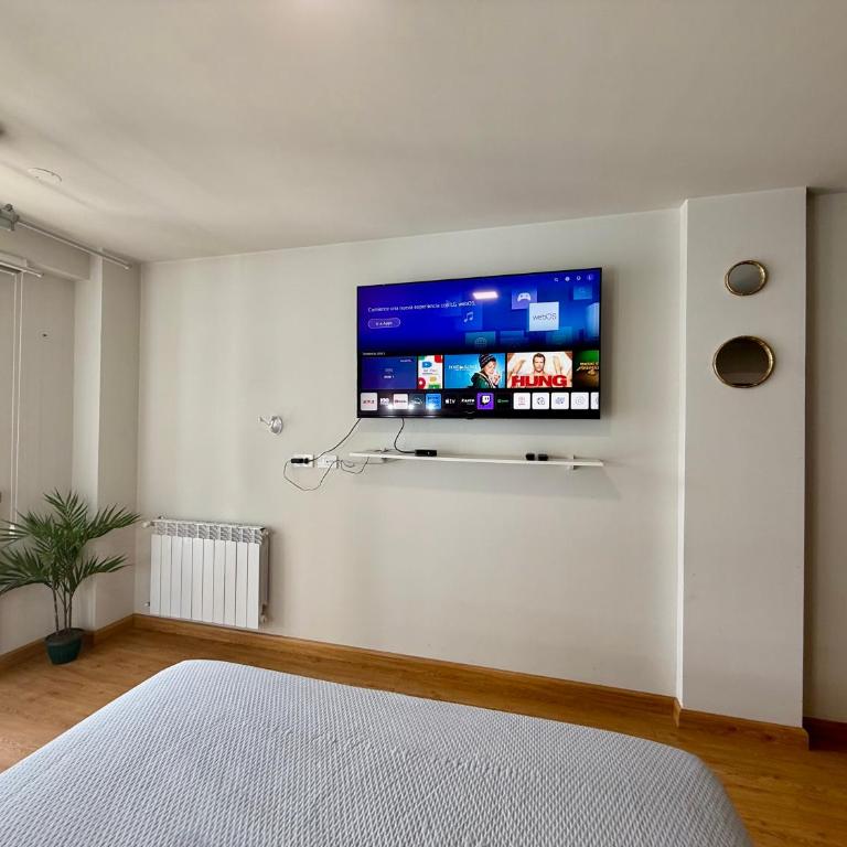 Moderno Monoambiente en Obrajes - One-Bedroom Apartment - 11