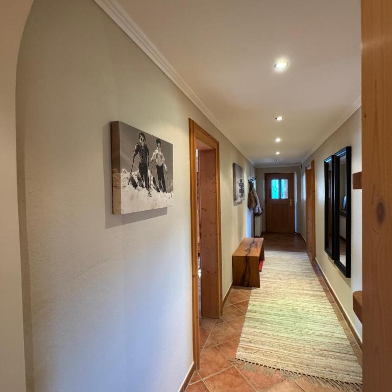 ALPIN CHARME APARTMENTS 3 x Boutique Alpine Living - Apartment mit 1 Schlafzimmer, Balkon und Bergblick - 16