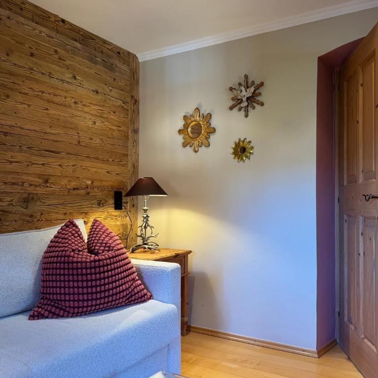 ALPIN CHARME APARTMENTS 3 x Boutique Alpine Living - Apartment mit 1 Schlafzimmer, Balkon und Bergblick - 6