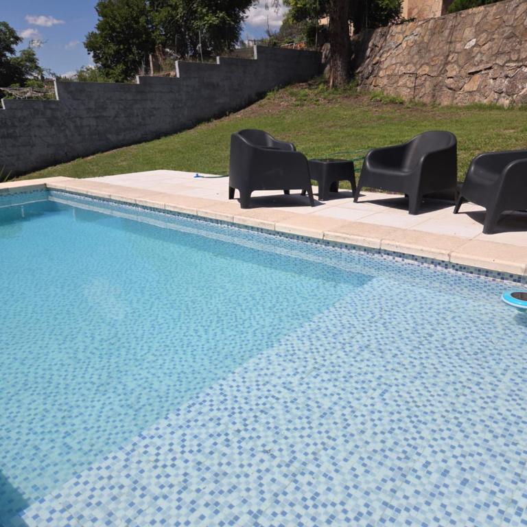Hermosa casa 351-6 en villa 157 carlos paz 157 - SOLO FAMILIAS - Casa de 3 dormitorios - 1