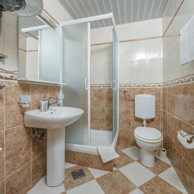 Apartments Spin - One Bedroom Apartment with Shared Balcony - 14