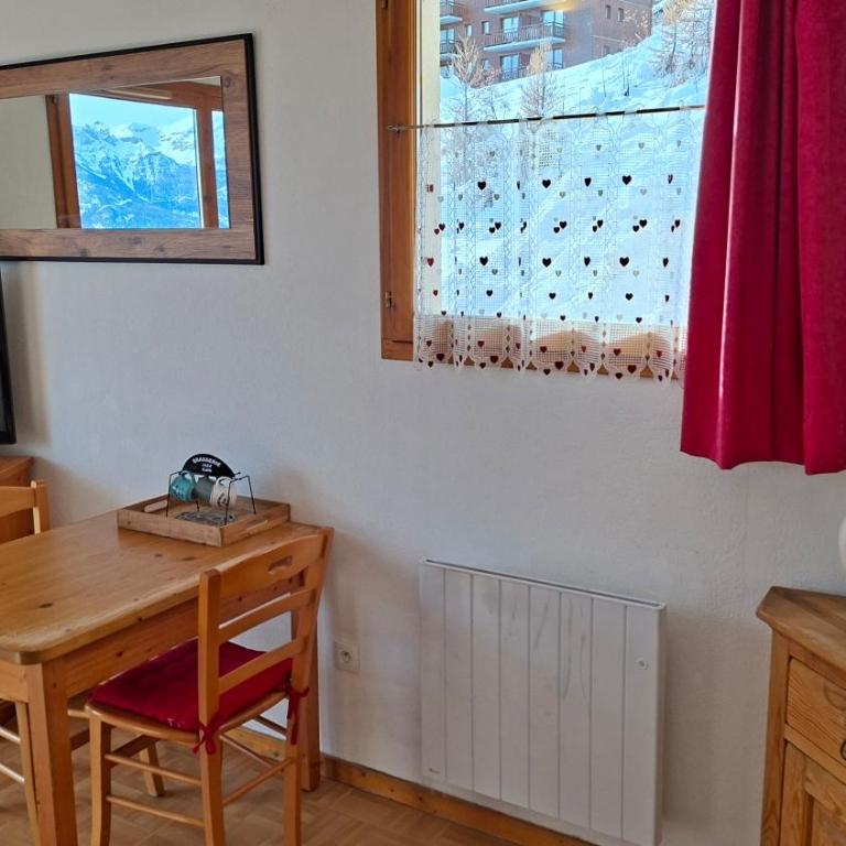 Appartement avec balcon - 2 personnes - Apartamento con balcón - 5