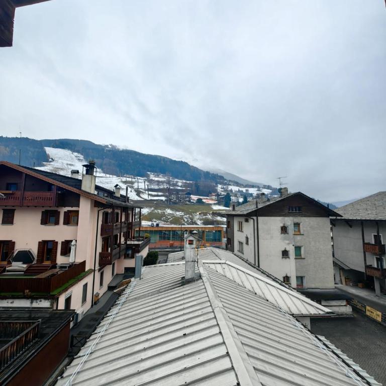 Hotel Ambassador Bormio - Camera Queen con Balcone - 3