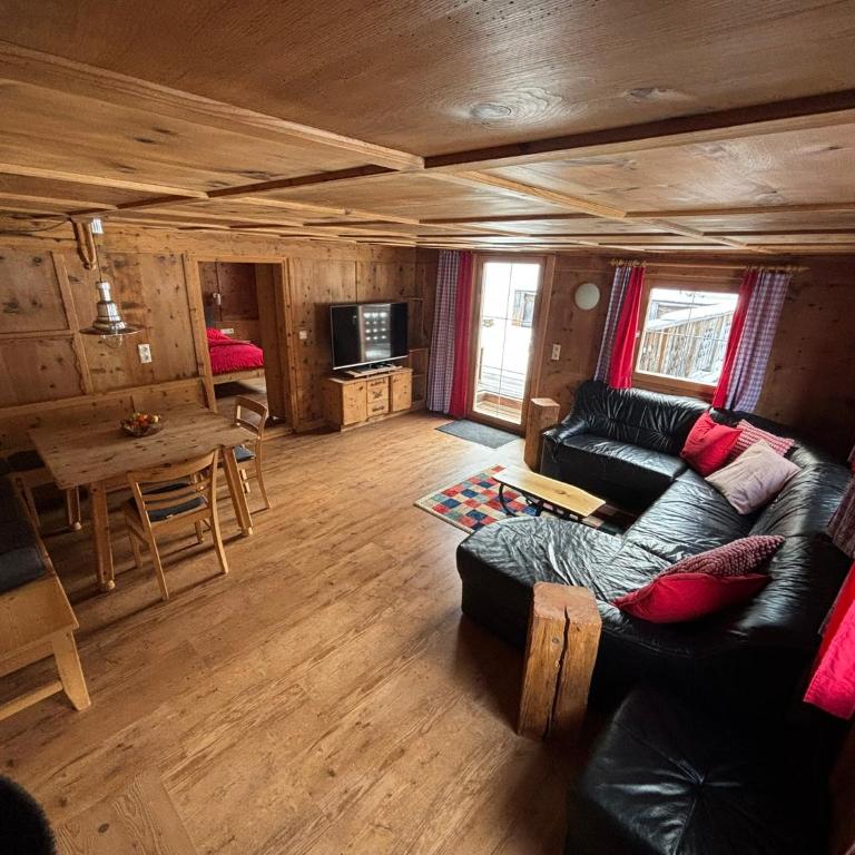 Uriges Alpen-Apartment Juen Stefan - Silvretta Premium Card inklusiv - Apartment mit 4 Schlafzimmern - 9