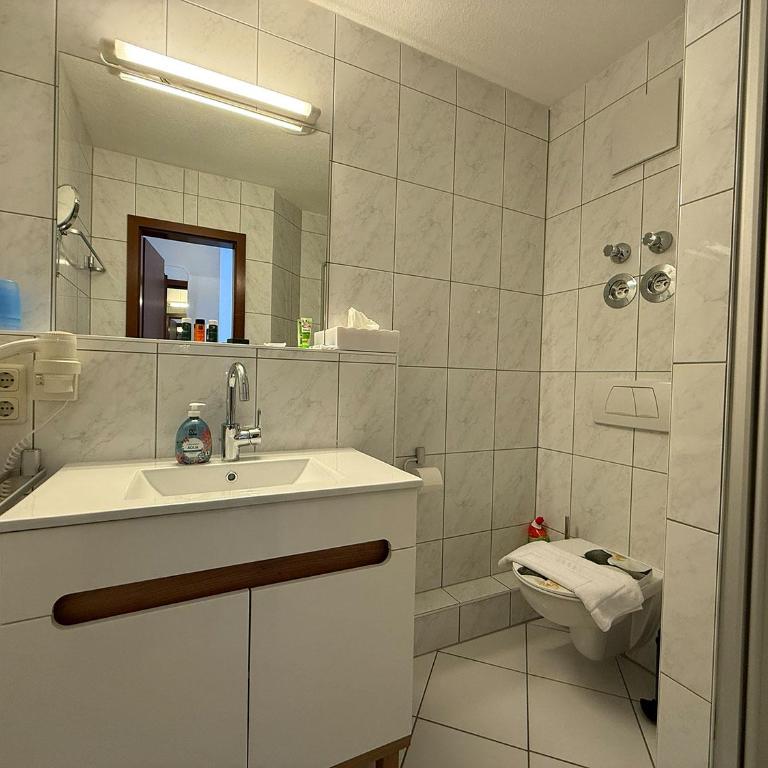 FEWO Albert - Apartment mit Terrasse - 9
