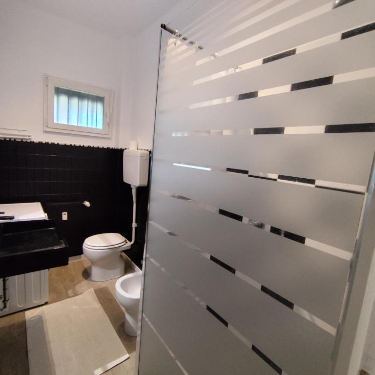 Arona Casa Fiorino - Appartamento con 1 Camera da Letto - 2