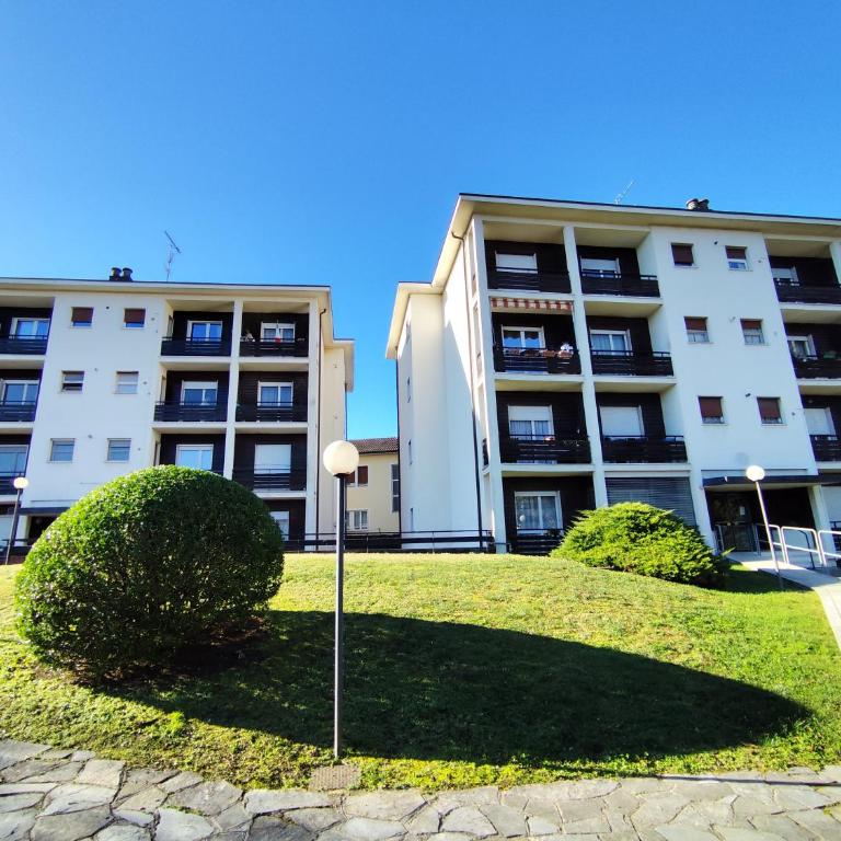 Arona Casa Fiorino - Appartamento con 1 Camera da Letto - 5