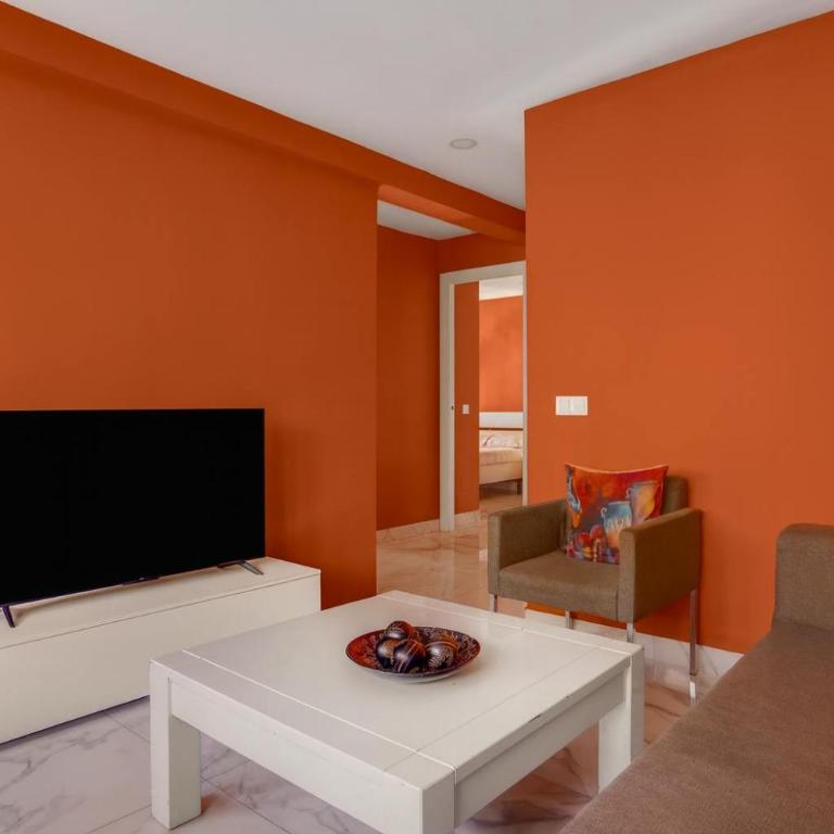 Terracota Bright Stay - Near Maria Zambrano Station - Deluxe Apartment - 2