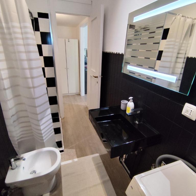 Arona Casa Fiorino - Appartamento con 1 Camera da Letto - 11
