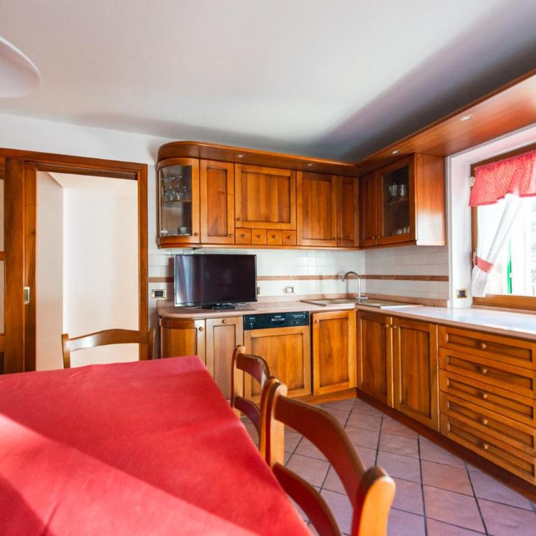Appartamenti Majon Ladina - Appartamento con 2 Camere da Letto e con Vista Montagna - 5