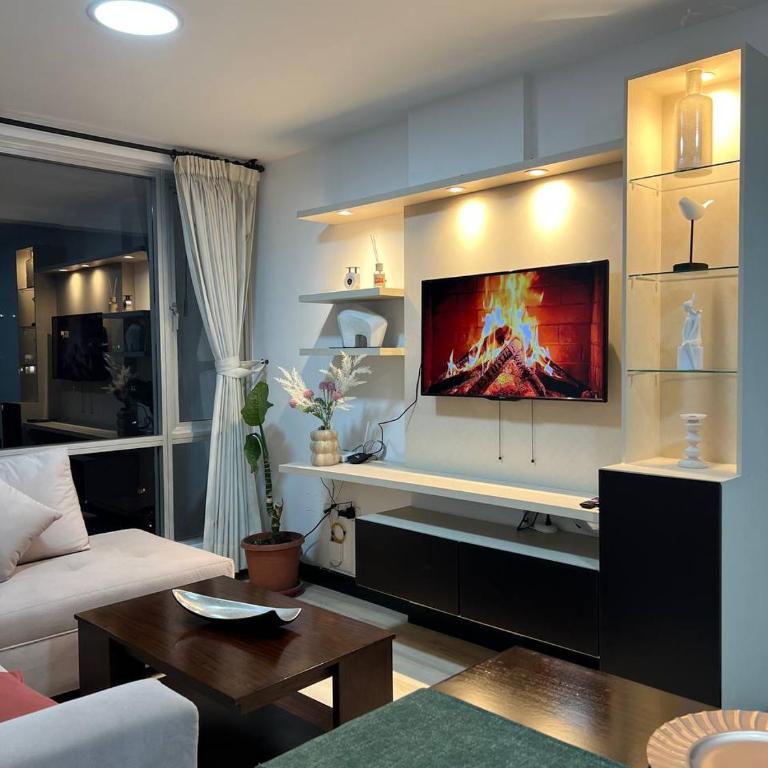 Departamento frente al Parque La Carolina - Two-Bedroom Apartment - 1