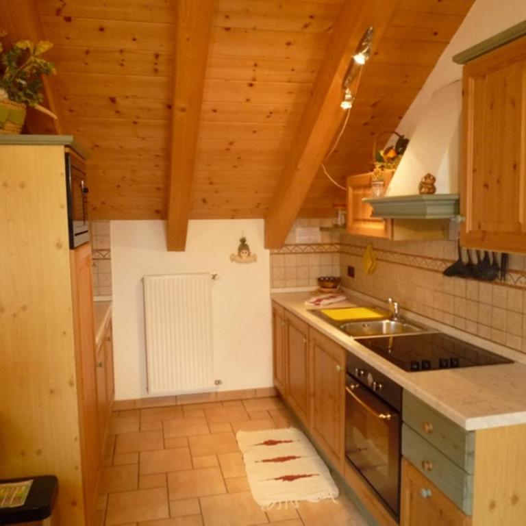 Residence Le Rose - Appartamento con 2 Camere da Letto - 10