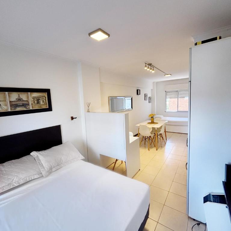 Departamento Céntrico en Posadas - Apartamento de 1 dormitorio - 2