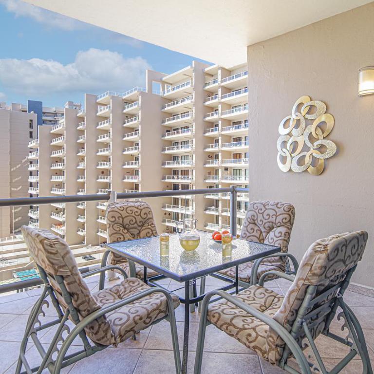 Las Palomas Phase I Topaz 602 Exceptional Oceanview 1BR 1BA Unit - Casa - 15