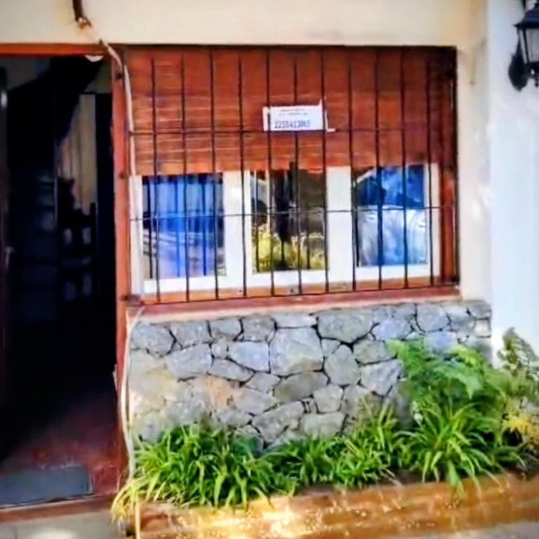 Duplex Gesell a 2 cuadras del mar - Two-Bedroom Apartment - 1