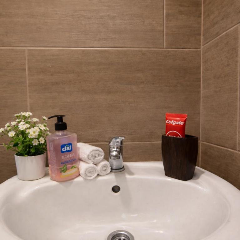 Sarajevo Stylish Central Apartment - Steps to Old Town and Sebilj - One-Bedroom Apartment - 15