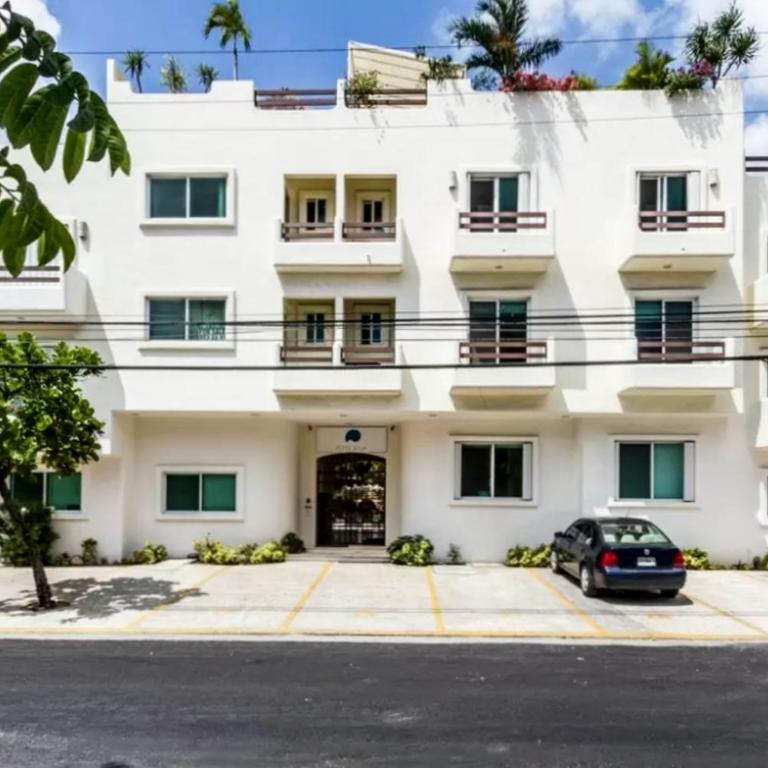 Playa Kaan Condominiums- Unit 22 - Apartment with Pool View - 42