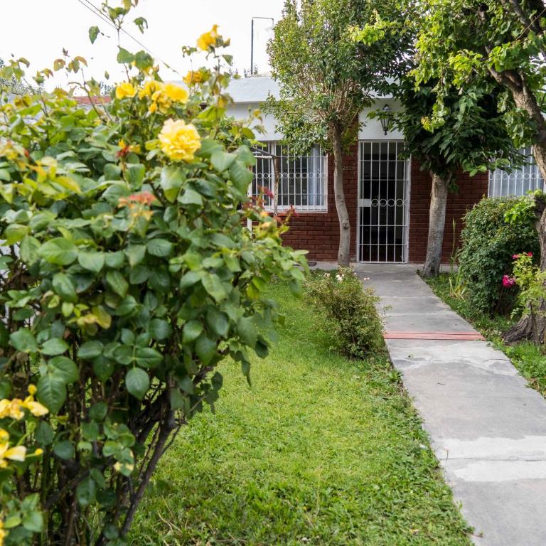 Casa cerca del centro luminosa y tranquila con patio - Apartamento de 2 dormitorios - 8
