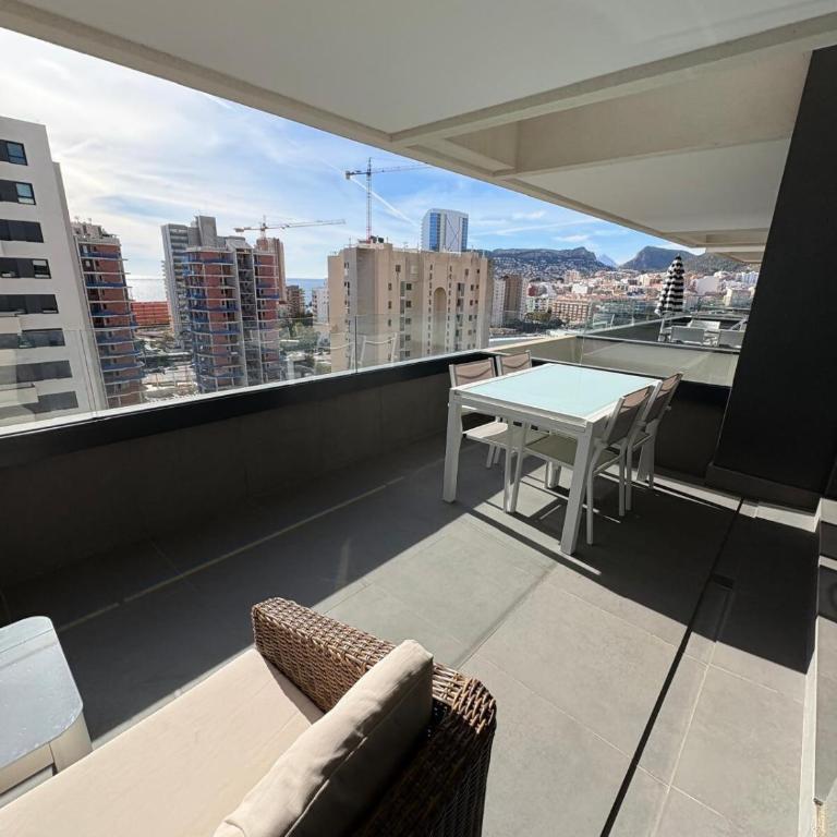 Apartamento de 3 dormitorios, piscina y parking - Apartamento de 3 dormitorios - 2