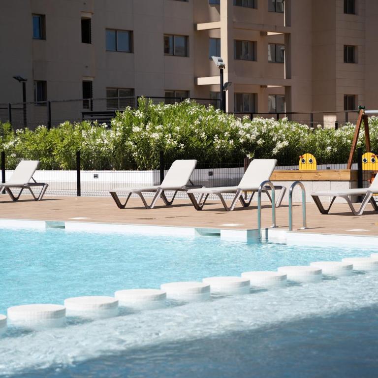 Apartamento de 3 dormitorios, piscina y parking - Apartamento de 3 dormitorios - 37