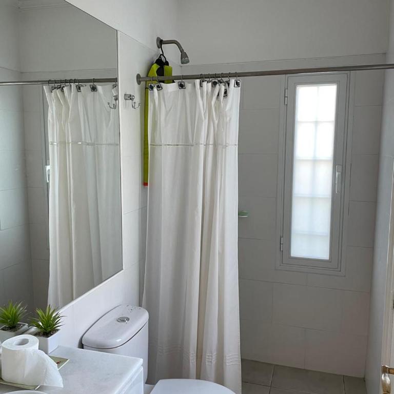 Casa Del Lago - Four-Bedroom Vacation Home - 15