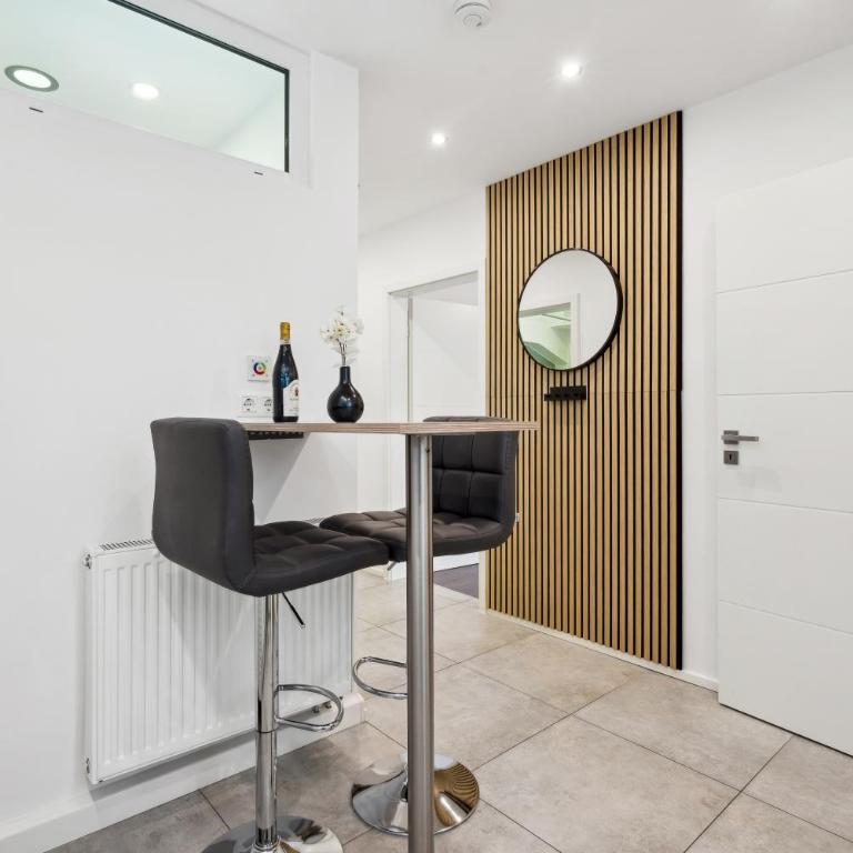 NEW Proud Stay Augsburg Historisches Viertel - Apartamento de 2 dormitorios - 3