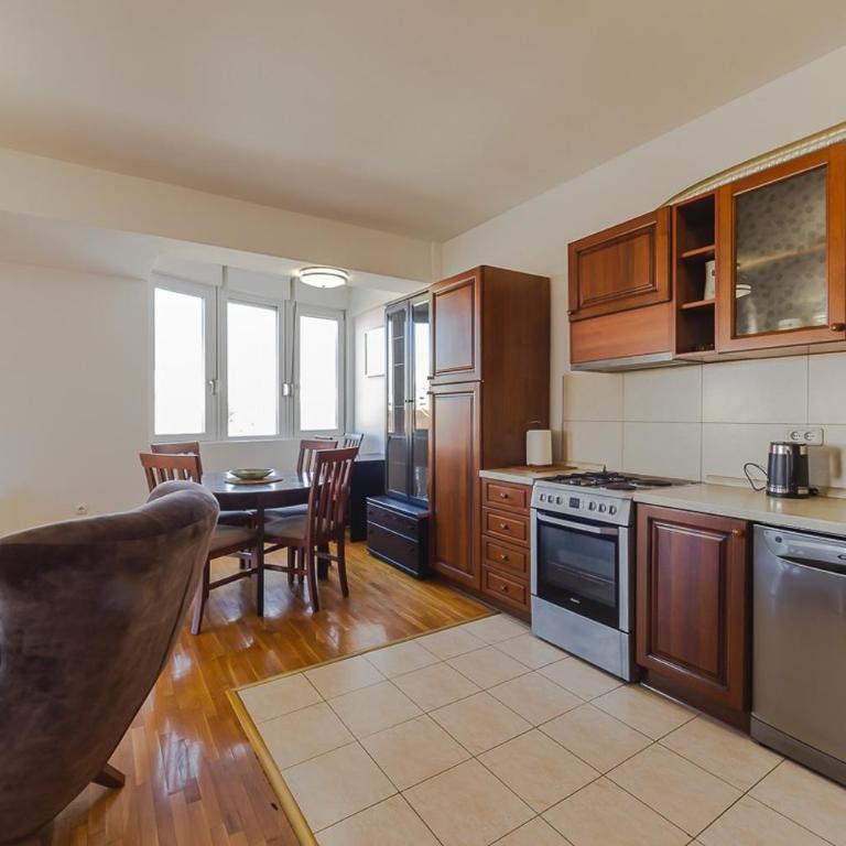 Sunbright Metropolitan - Porodični Apartman sa 2 Spavaće Sobe - 13