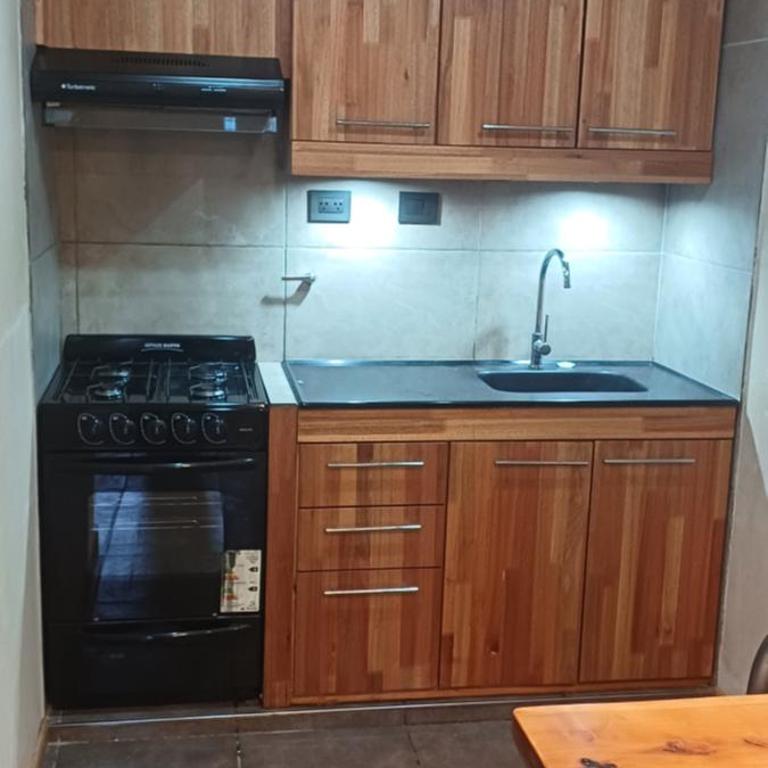 Cabañas km7 Bariloche - Estudio con bañera de hidromasaje - 11