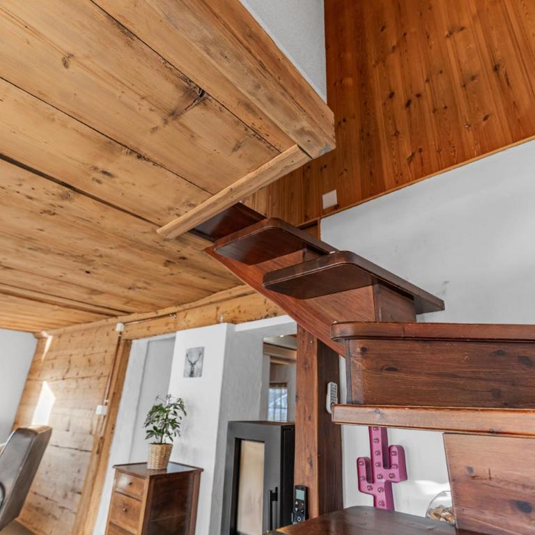 Historic Charming House 10 min from Crans-Montana - Chalet 3 Chambres - 50