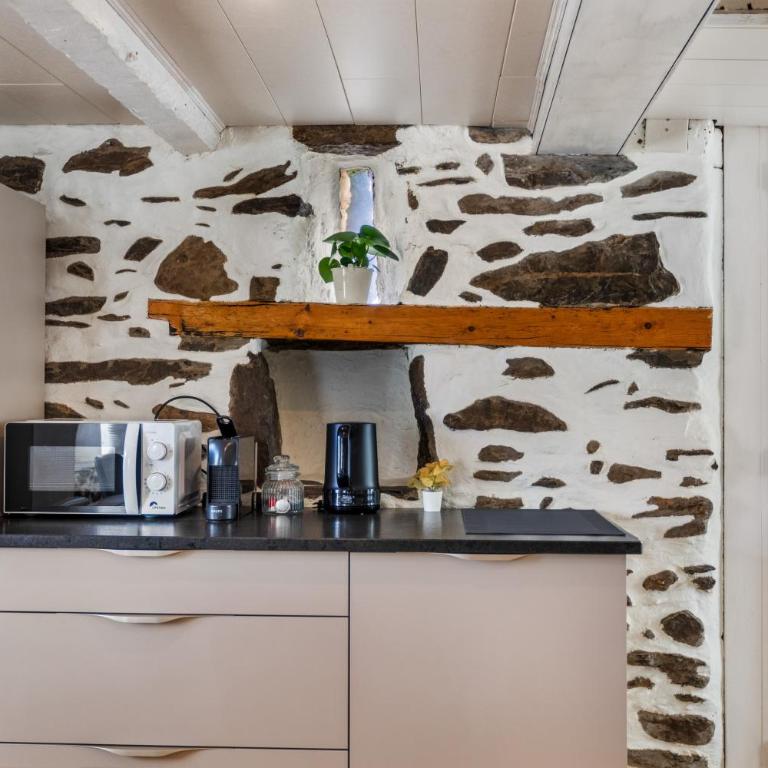 Historic Charming House 10 min from Crans-Montana - Chalet 3 Chambres - 42