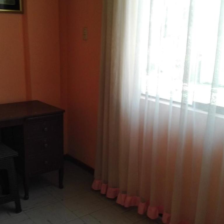 Ramirez House - Double Room with Shared Bathroom - 3