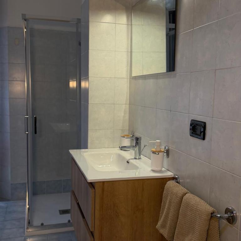 Turin Bicerin Brown - One-Bedroom Apartment - 15