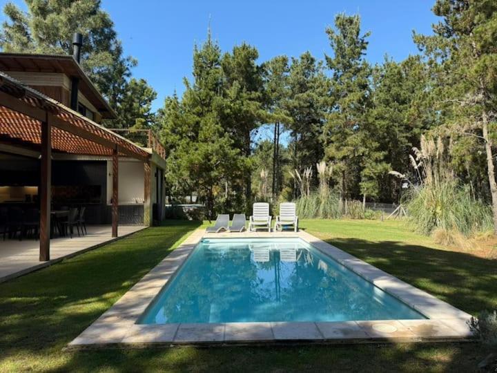 Costa Esmeralda Pinamar, Senderos 1, 4 dormitorios - Casa de 4 dormitorios - 4