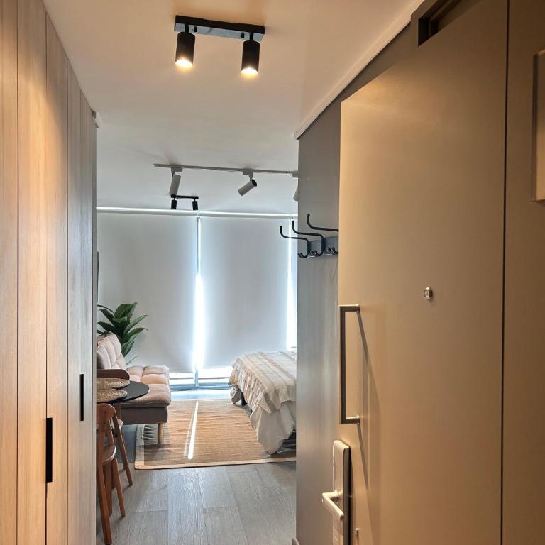 Santiago Centro King Suite cerca del Movistar Arena - One-Bedroom Apartment - 7