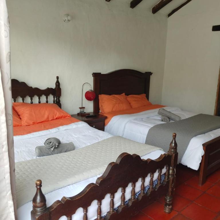 Hospedaje Rural Pistacia Vera - Villa de Leyva - Double Room with Two Double Beds - 1