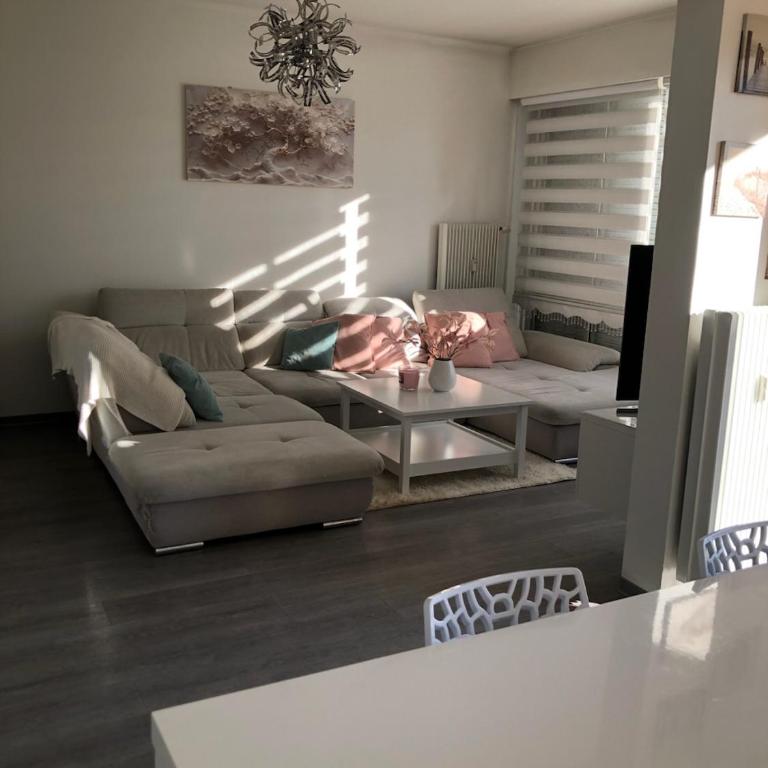 Appartement moderne esprit loft avec balcon centre Colmar proche gare et Place Rapp - Apartment mit 2 Schlafzimmern - 7