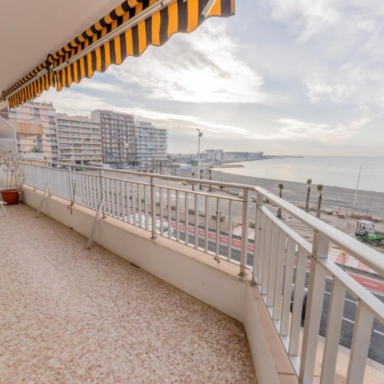 Front Sea Santa Pola - Apartamento de 3 dormitorios - 12