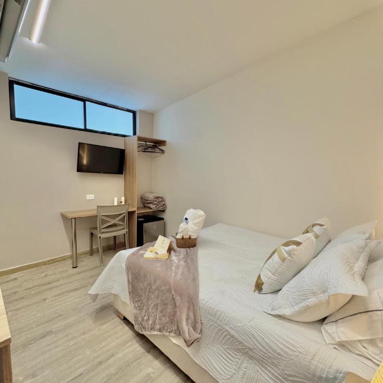 Casa Kereht Cali - Habitación con cama grande - 4