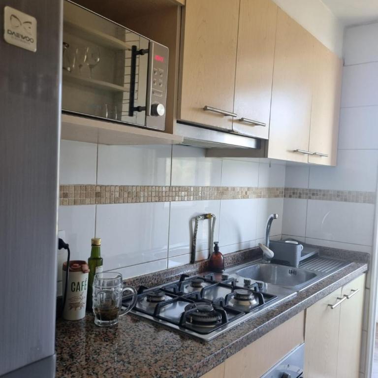 Disfruta en este departamento con vista al mar - Two-Bedroom Apartment with Balcony and Sea View - 6