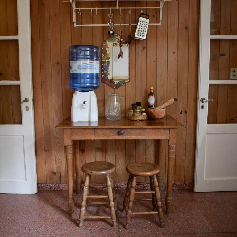 Family home in Las Delicias, garden and barbecue - Four-Bedroom House - 33