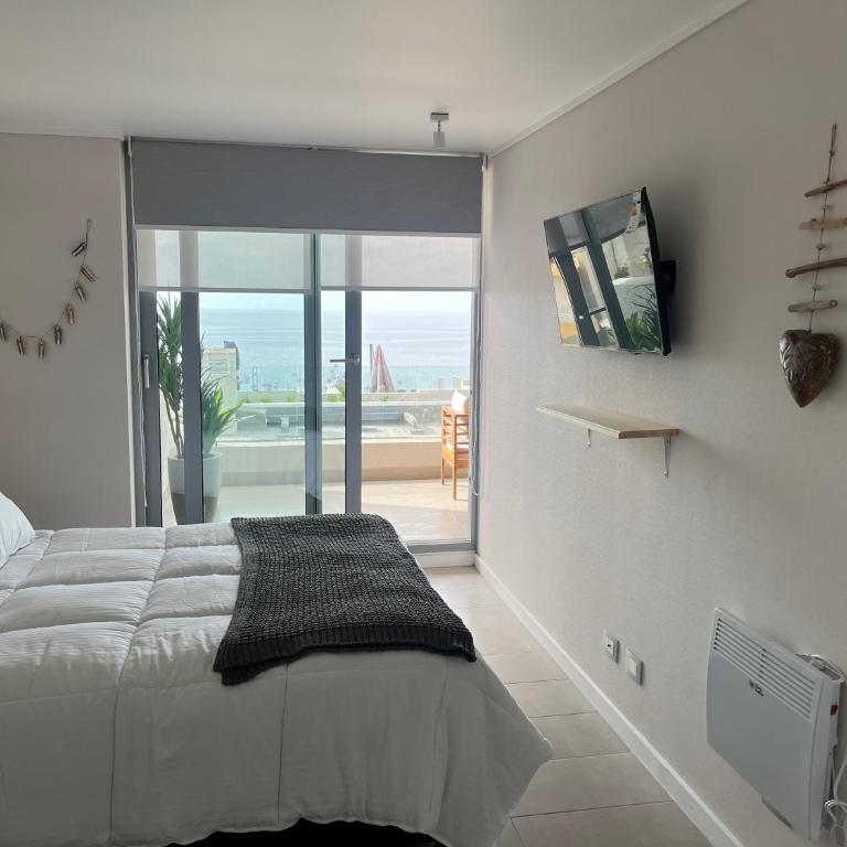 Nuevo, excelente ubicación - Apartamento de 2 dormitorios - 15