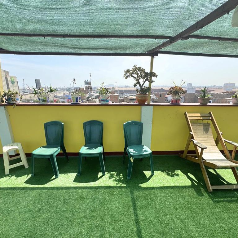 Apartamento Familiar con Baño Privado cerca al Aeropuerto - Family Room with Private Bathroom - 17