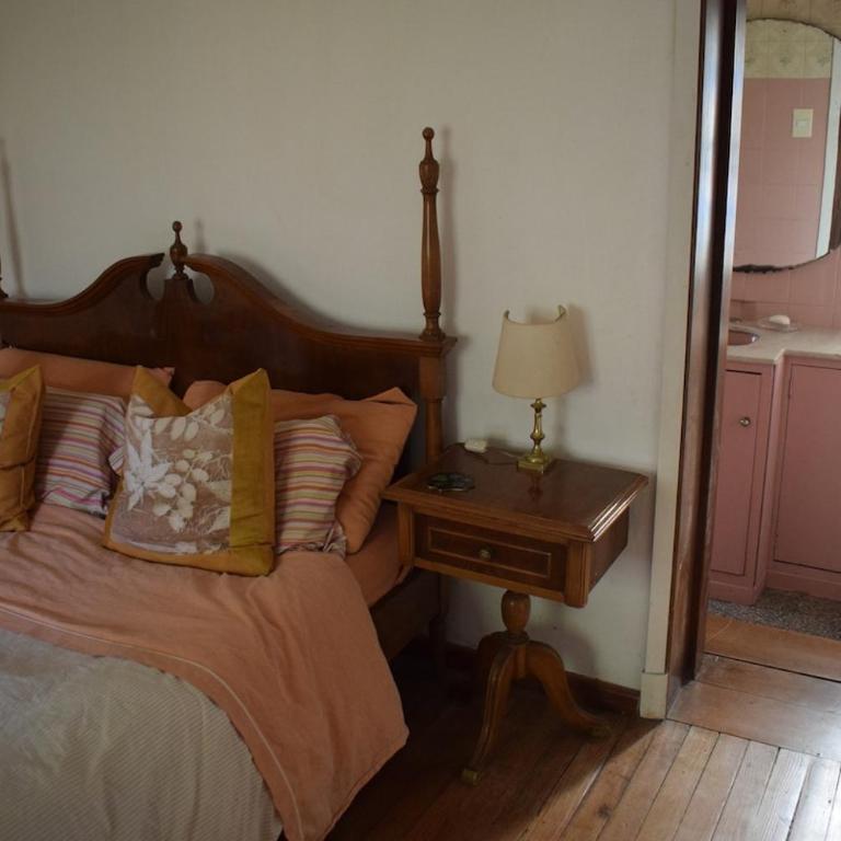 Patrimonio Familiar con Jardín de Ensueño - Casa de 4 dormitorios - 28