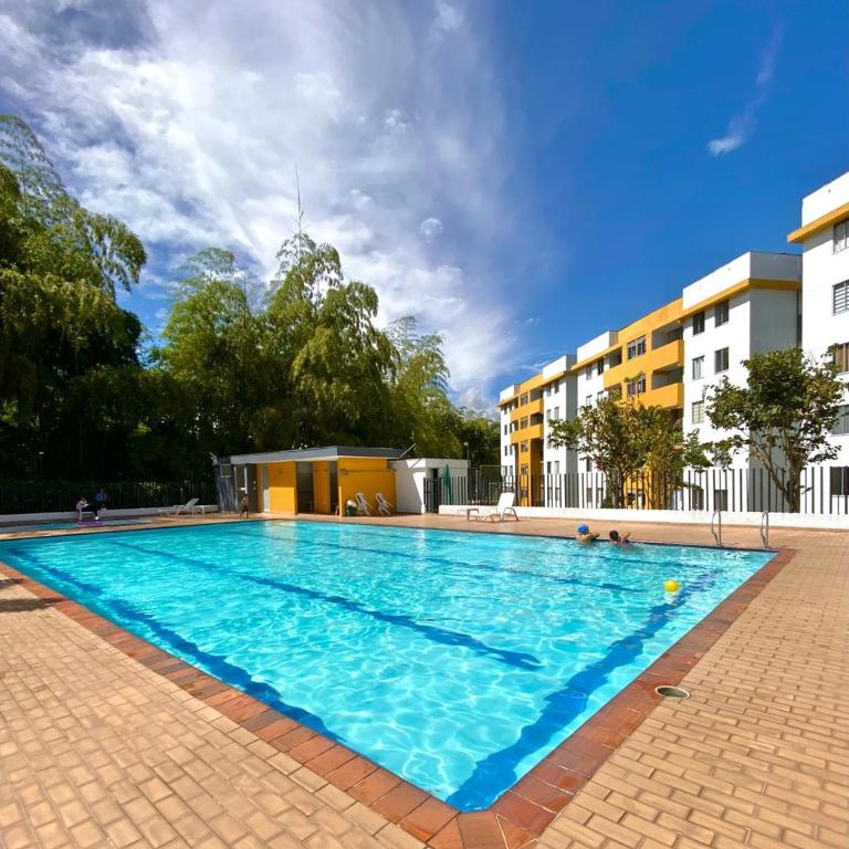 Apartamento nuevo en Dosquebradas en El Eje Cafetero - Two-Bedroom Apartment - 11