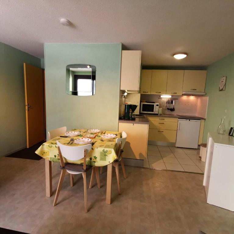 Appartement cosy avec balcon, à proximité du centre aquatique et des randonnées - Appartement 1 Chambre - 11