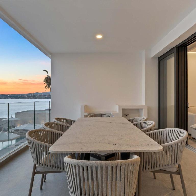 Bantay Beachfront Living - Ocean Views & Luxury Amenities - Apartamento de 3 dormitorios con vistas al océano - 3