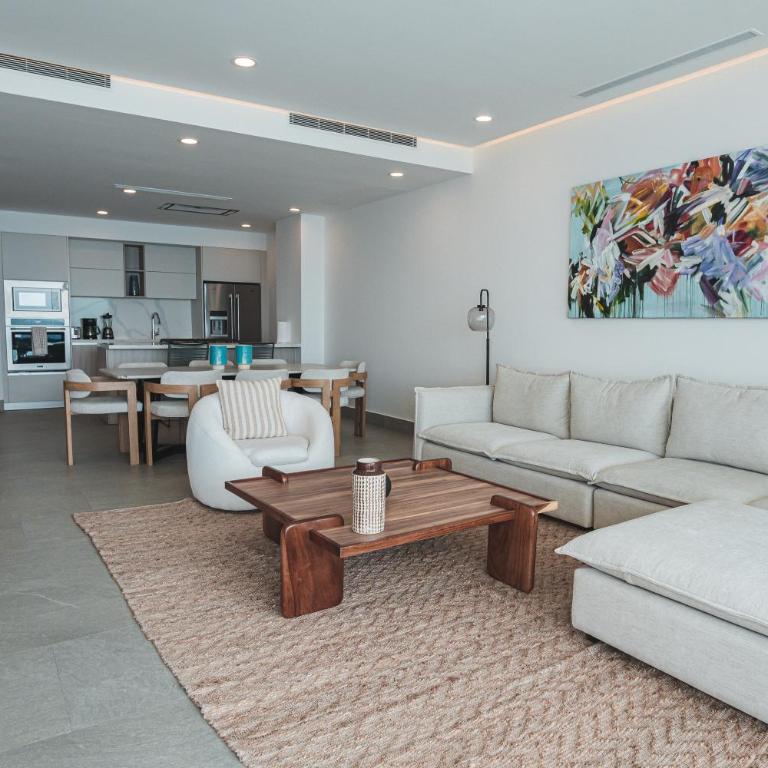 Bantay Beachfront Living - Ocean Views & Luxury Amenities - Apartamento de 3 dormitorios con vistas al océano - 5