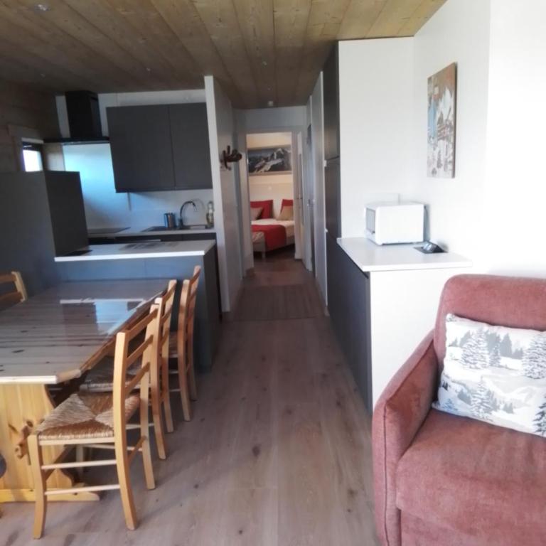 Aravis 1500, No 4, Appartement 3 pièces, Vue montagne - Two-Bedroom Apartment - 21