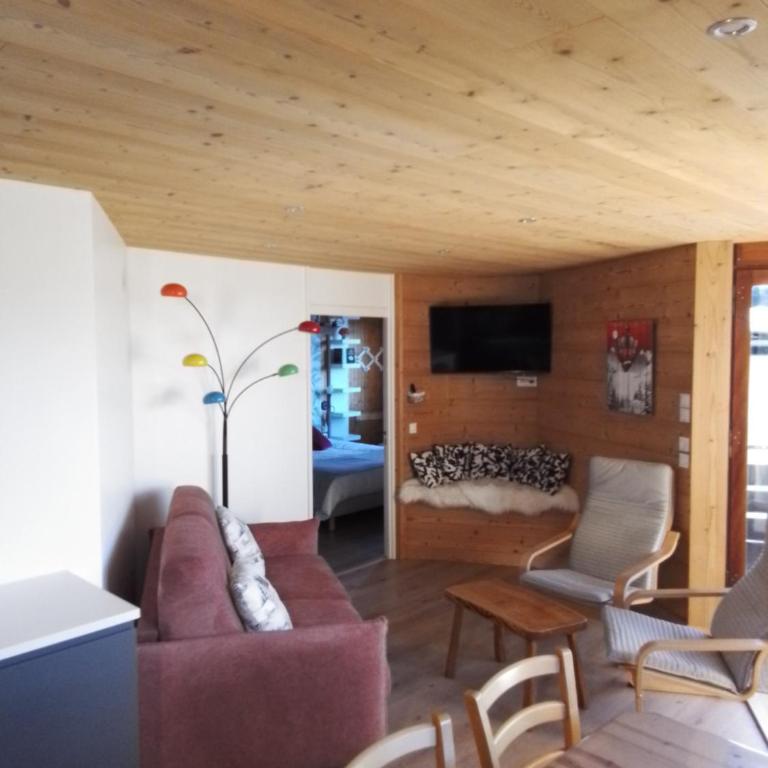 Aravis 1500, No 4, Appartement 3 pièces, Vue montagne - Two-Bedroom Apartment - 26