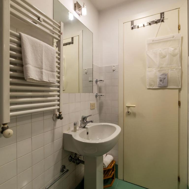 Panisperna 193 - FromHometoRome - Appartamento con 2 Camere da Letto - 28